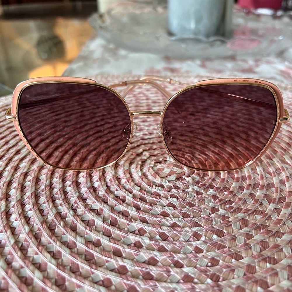 Gold and Pink Oversized Sunglasses with Gradient Lenses